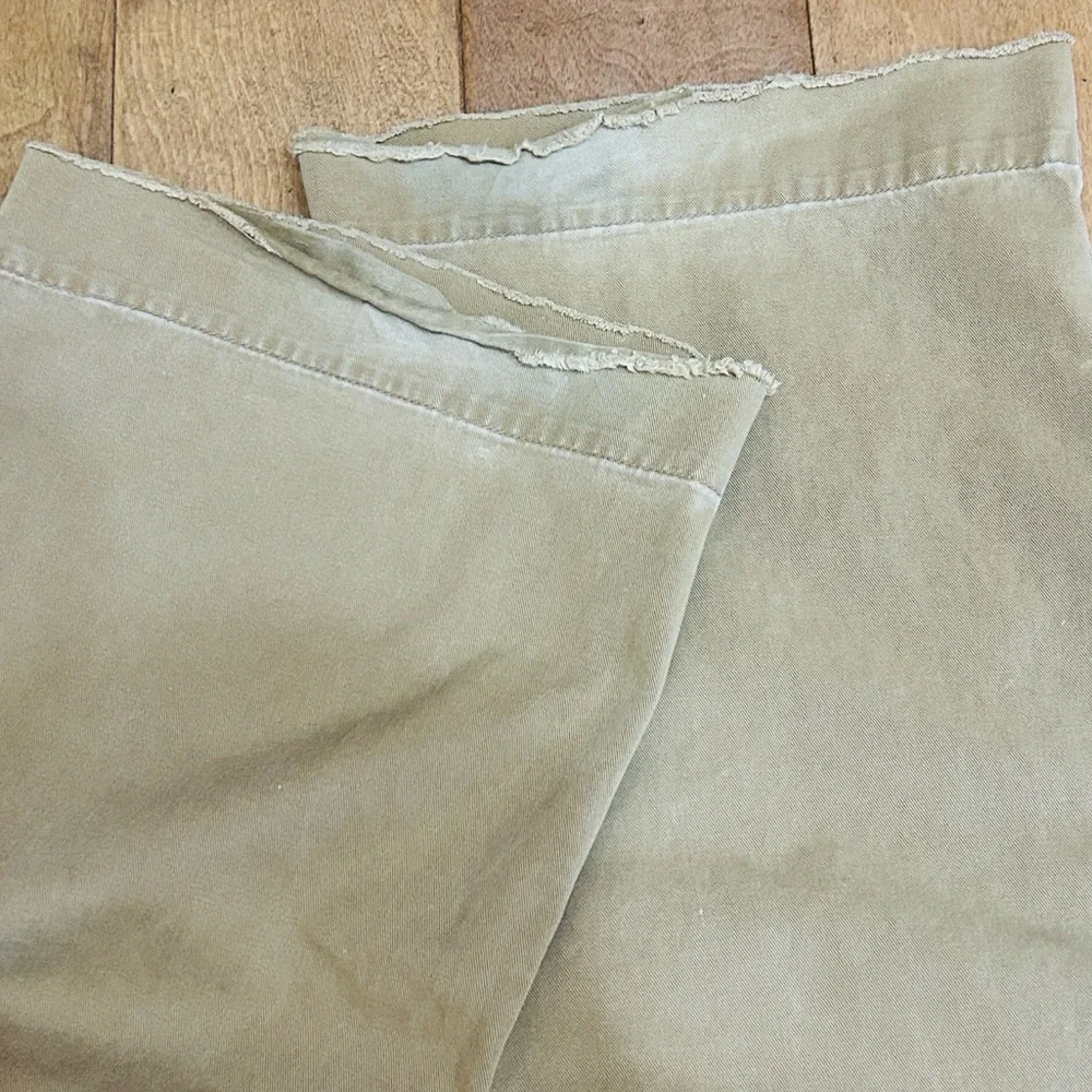 🫎A&F Khaki Y2K Extra Low Rise Flare 100% Cotton Pants Size 2 Long GUC